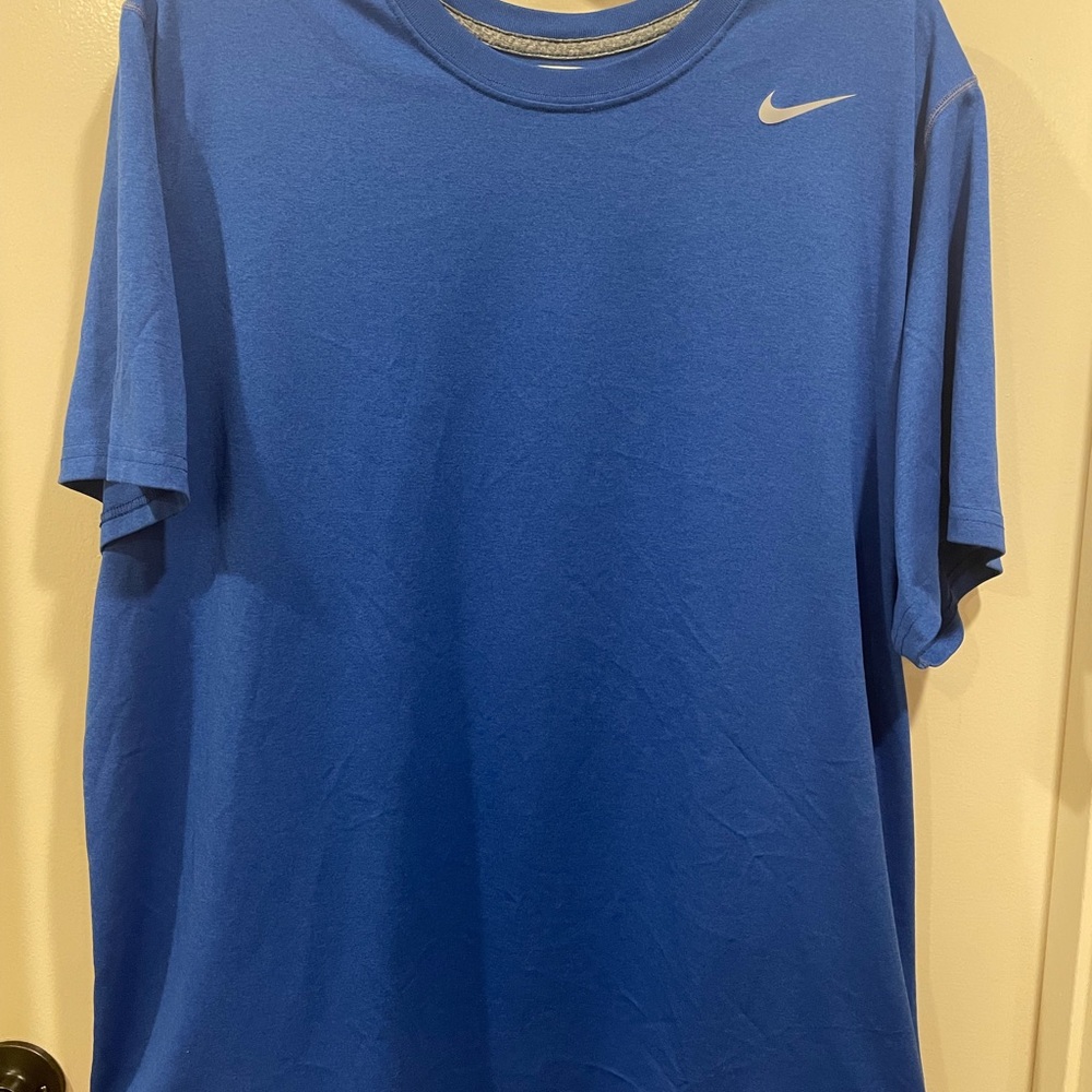 Nike Men's Royal Blue Short Sleeve Tee